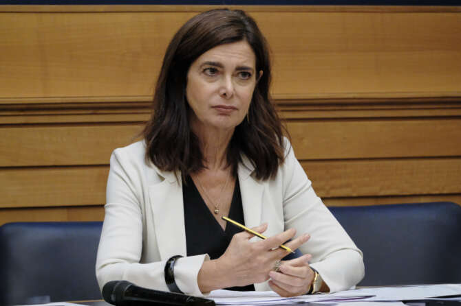 Intervista a Laura Boldrini: “Gaza va salvata, il raid di Hamas crimine orribile ma lo è anche la distruzione totale”