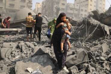 “Gaza è senza via d’uscita, basta bombardamenti”, la denuncia di Gideon Levy di Haaretz