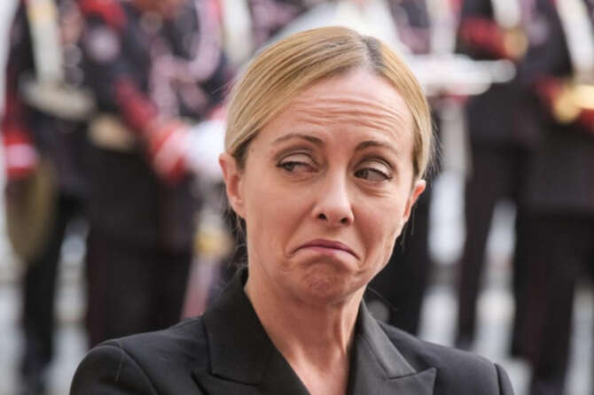 Gli effetti del caso Giambruno sui partiti e su governo Meloni: l’ultimo sondaggio politico Quorum/Youtrend