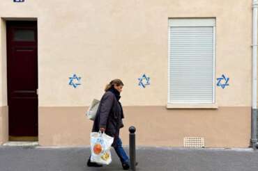 Stelle di David sui muri in Francia