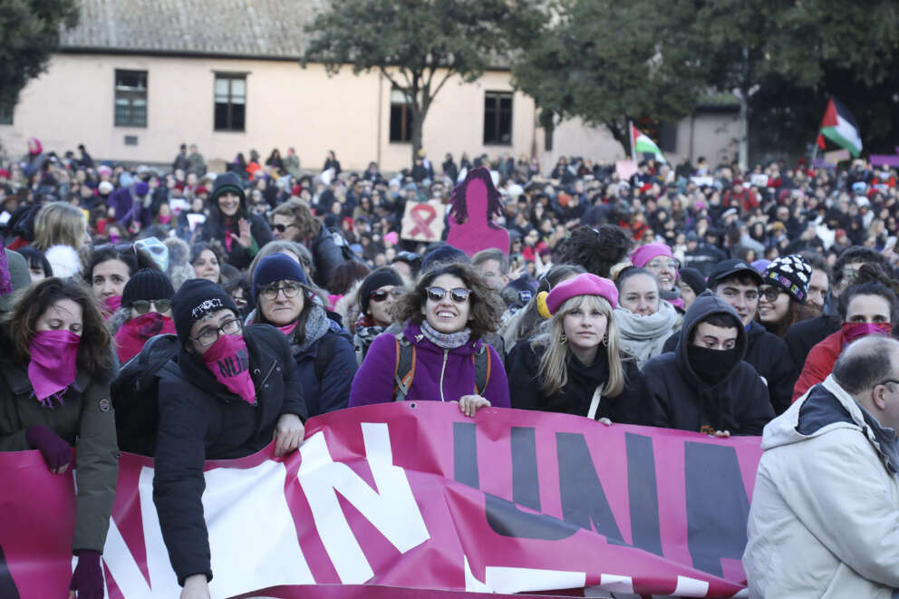 MANIFESTAZIONE CONTRO LA VIOLENZA SULLE DONNE