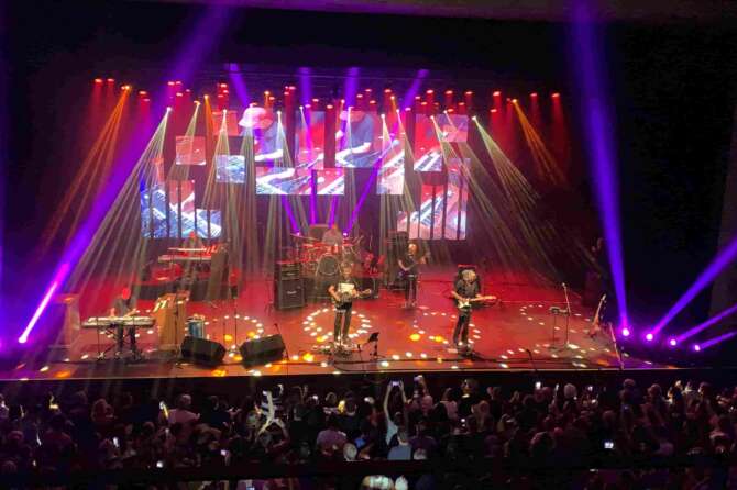 Dire Straits Legacy (DSL): qual è la tribute-cover band dei Dire Straits in tour mondiale