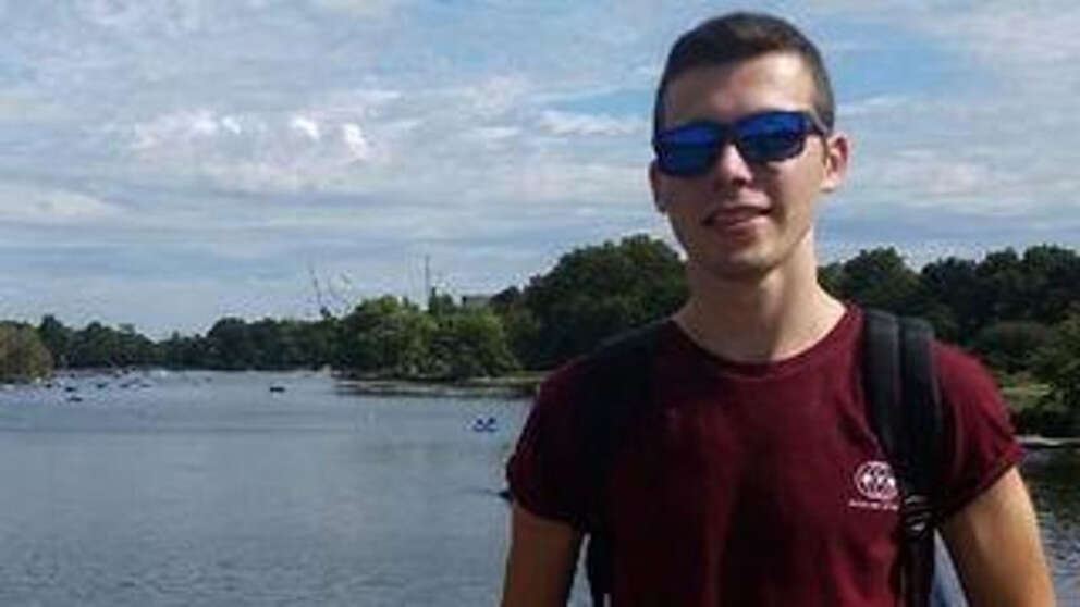 Filippo Turetta, interrogatorio in carcere senza rispondere al gip: il 22enne in lacrime ammette l’omicidio di Giulia