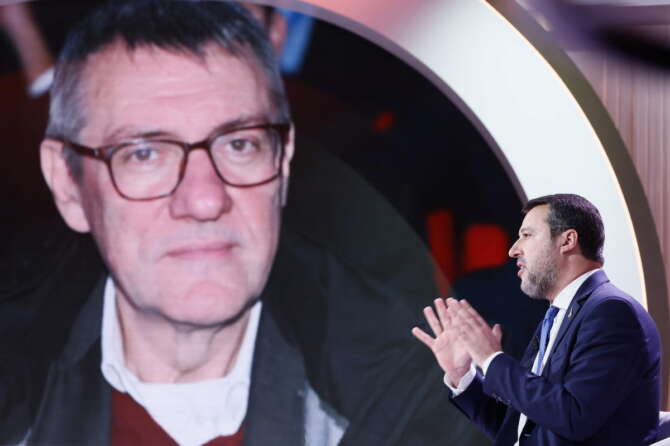 Salvini ci riprova, nuove minacce di precettazione per lo sciopero del 27 novembre: “Non accetto blocco di 24 ore”