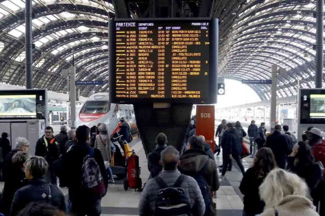 Sciopero 17 novembre: tutto su aerei trasporti e treni
