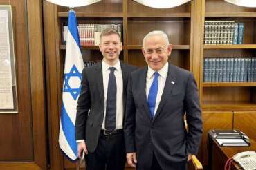 Yair Netanyahu, il figlio del premier Bibi “imboscato” a Miami: solidale con i soldati ma in fuga dai riservisti