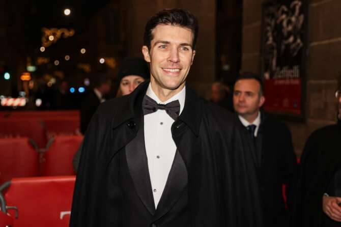 Foto Alessandro Bremec/LaPresse 07-12-2022 Milano, Italia – Cronaca – Gli arrivi della Prima della Scala 2022. Nella foto: Roberto Bolle December 07, 2022 Milano Italy – News – The arrivals of the Prima della Scala 2022. In the photo: Roberto Bolle