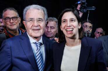 Foto Roberto Monaldo / LaPresse 16-12-2023 Roma Politica Forum organizzato dal Partito Democratico “Sociale, verde, giusta: l’Europa che vogliamo” Nella foto Romano Prodi, Elly Schlein 16-12-2023 Rome (Italy) Politics Forum organized by the Democratic Party “Social, green, fair: the Europe we want” In the pic Romano Prodi, Elly Schlein