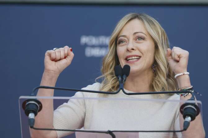 Foto Cecilia Fabiano/LaPresse 17 Dicembre 2023 Roma, Italia – Politica – Atreju 2023 , Finale con Giorgia Meloni alla festa di Fratelli D’Italia Nella foto:Giorgia Meloni December 17 , 2023 Roma, Italy – Politics – Politics – Atreju, final with Giorgia Meloni at Fratelli d’Italia event In the photo: Giorgia Meloni