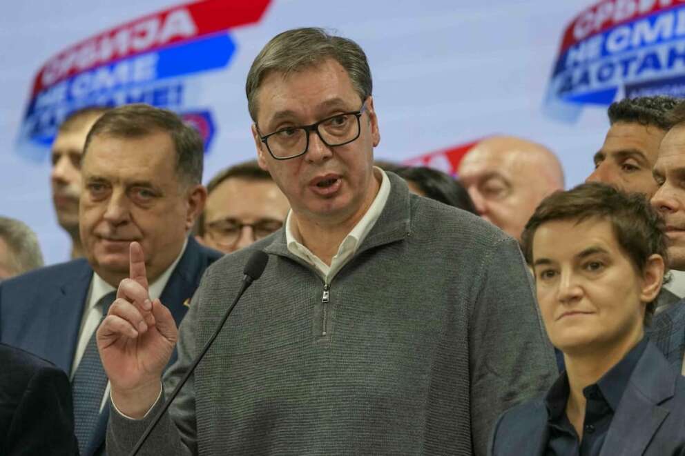 Serbian President Aleksandar Vucic speaks to the media in his party headquarters after a parliamentary and local election in Belgrade, Serbia, Sunday, Dec. 17, 2023. Serbia’s governing populists claimed a sweeping victory Sunday in the country’s parliamentary election, which was marred by reports of major irregularities both during a tense campaign and on voting day. (AP Photo/Darko Vojinovic) Associated Press/LaPresse Only Italy and Spain