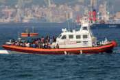 Strage nel Mediterraneo, cosa nasconde la Guardia costiera sui 61 morti e 25 deportati?