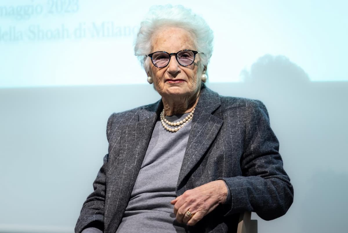 Prima della Scala, Liliana Segre “scappa” dal Palco Reale con La Russa e Salvini: poi lo strappo rientra…