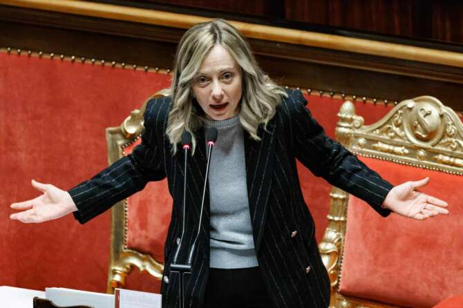 Il presidenzialismo della Meloni è un pasticcio: la fiducia al premier è illegittima