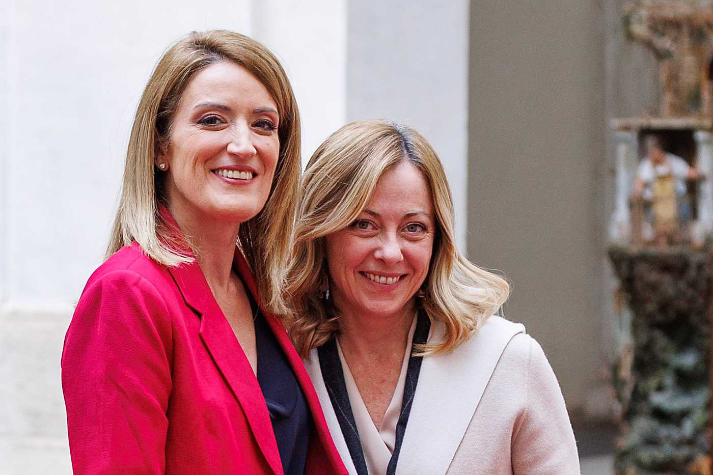 Giorgia Meloni e Roberta Metsola