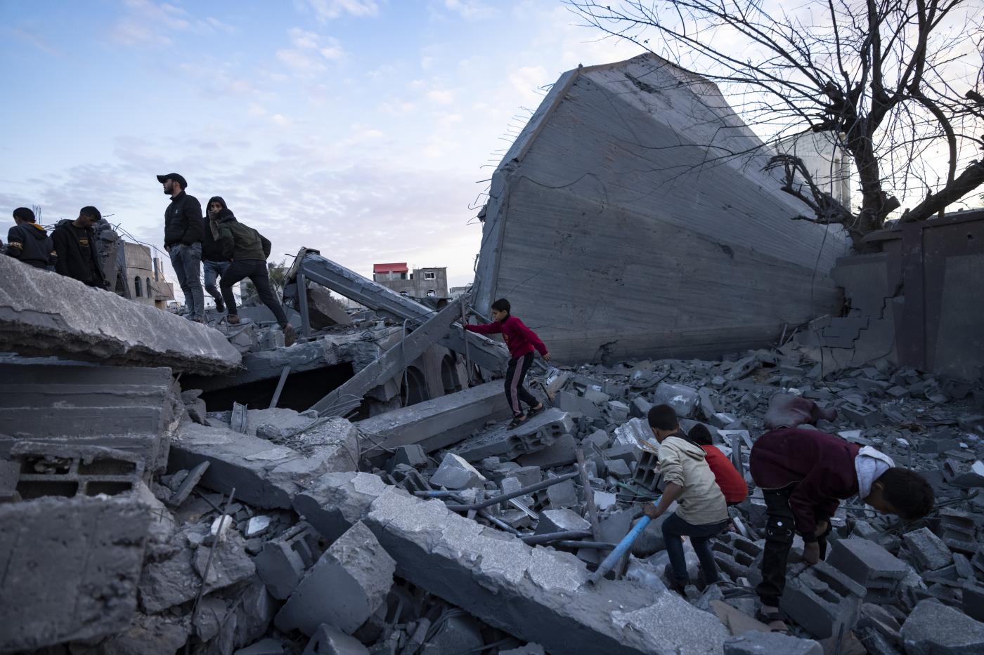 La strage degli affamati, Israele fa fuoco su chi è in fila per gli aiuti