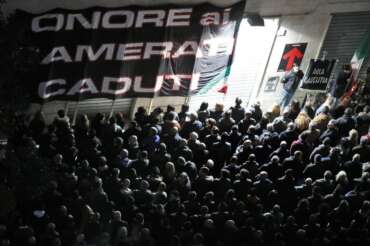 Il saluto romano forse è reato, affogare i naufraghi no…