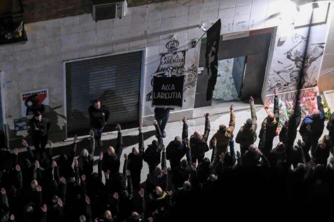 La Costituzione non proibisce il pensiero fascista