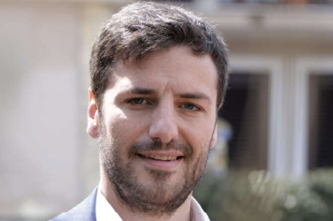 Aniello Donnarumma: chi è il sindaco di Palma Campania arrestato per corruzione