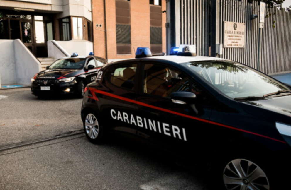 Milano: costringe la fidanzata minorenne a prostituirsi