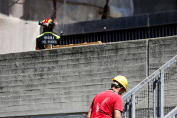 Investito e ucciso da un tubo metallico, operaio 46enne perde la vita