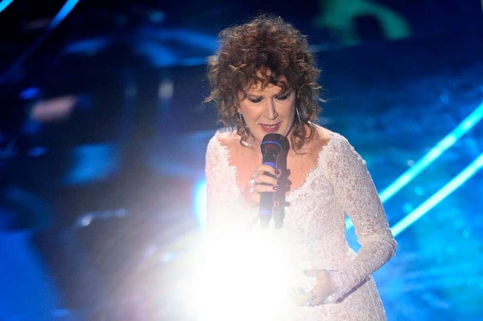 Fiorella Mannoia performs during the 74th edition of the SANREMO Italian Song Festival at the Ariston Theatre in Sanremo, northern Italy – Tuesday, FEBRUARY 6, 2024. Entertainment. (Photo by Marco Alpozzi/LaPresse)