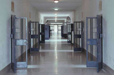 Detenuto si uccide nel carcere di Latina, è il 17esimo da inizio anno: continua la strage…