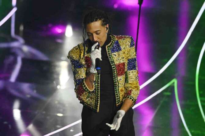 Ghali performs during the 74th edition of the SANREMO Italian Song Festival at the Ariston Theatre in Sanremo, northern Italy – Thursday, FEBRUARY 8, 2024. Entertainment. (Photo by Marco Alpozzi/LaPresse)