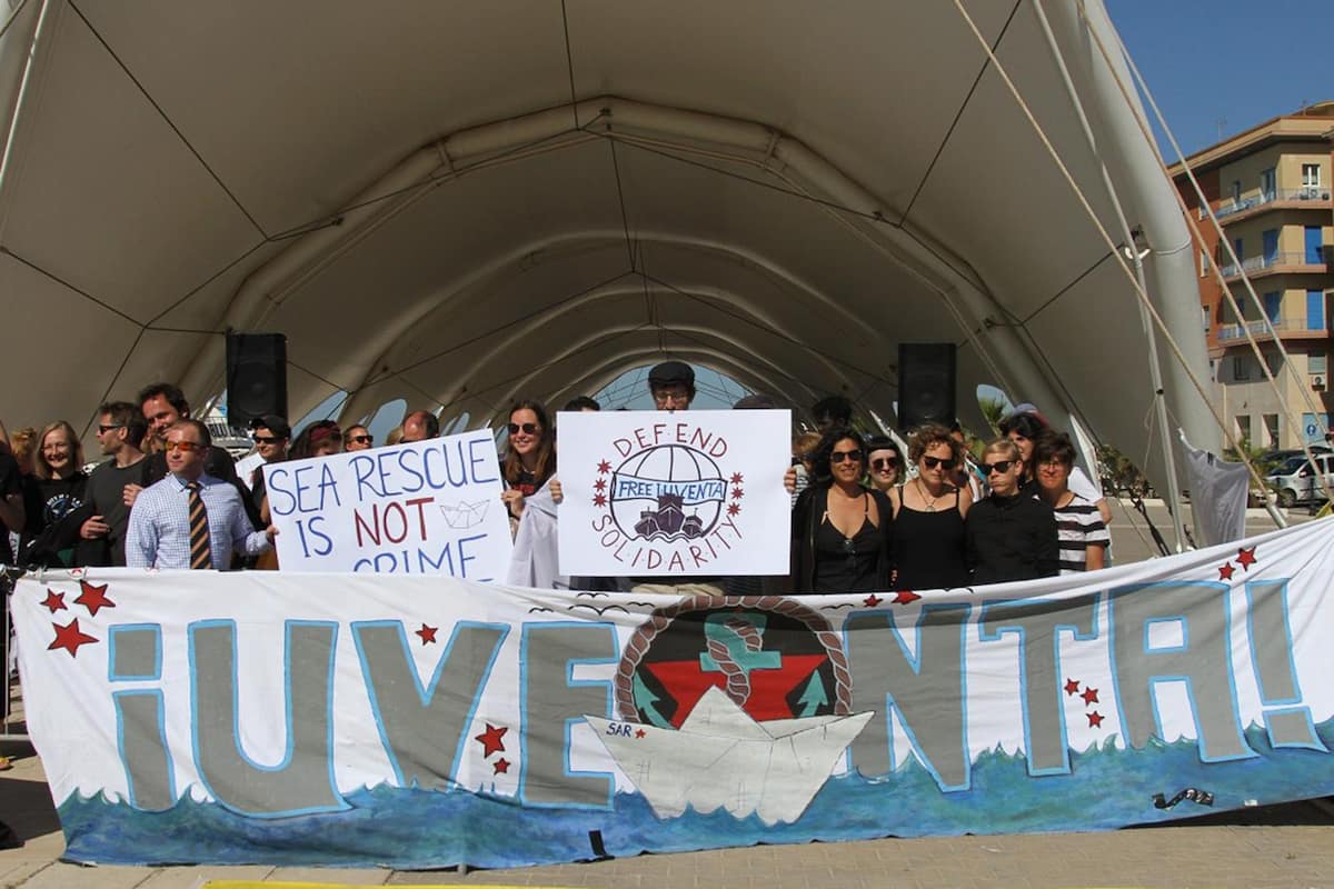 Processo Iuventa, crollano le accuse contro le Ong: storia di un flop tra giornalisti intercettati, spie e dossieraggi