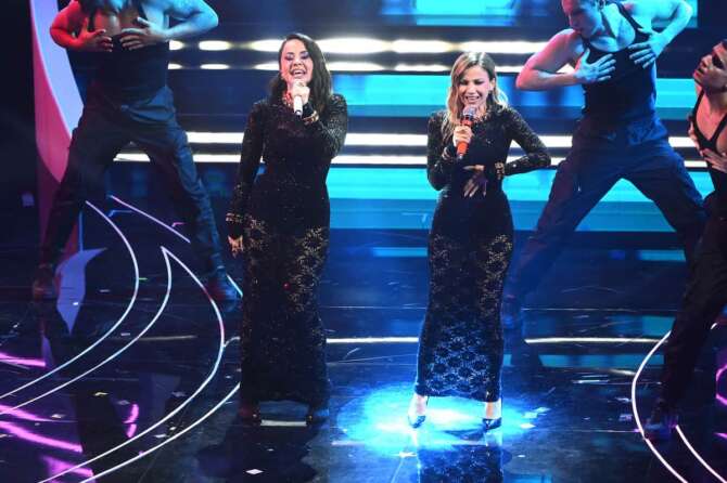 Paola e Chiara al PrimaFestival di Sanremo 2024, chi sono le due sorelle e perché si erano lasciate