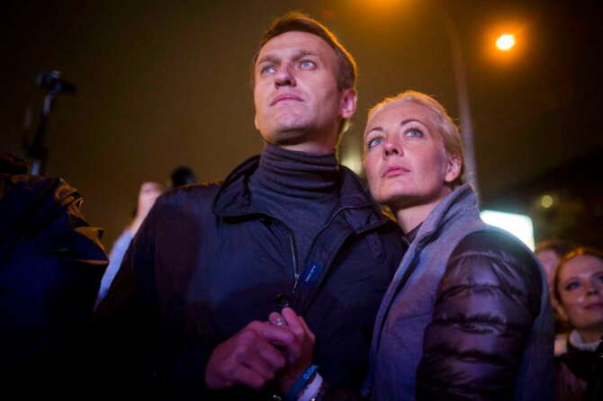 Yulia Navalny, la moglie di Alexei Navalny compare in video dopo la morte del marito