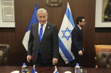 Israele, dove la differenza tra destra e sinistra non si vede: l’opposizione assente di fronte alla guerra a Gaza