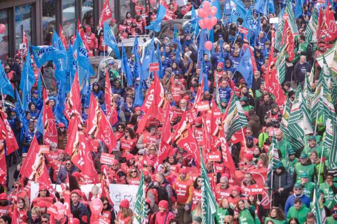 CGIL all’attacco: un referendum per ripristinare l’articolo 18, baluardo dello Statuto dei lavoratori
