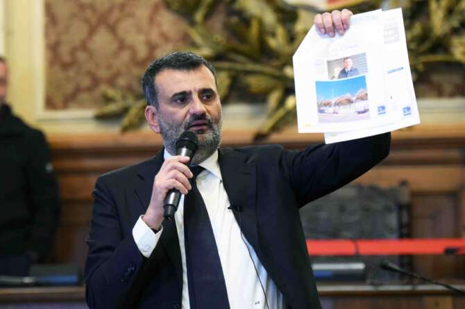 Legge sullo scioglimento dei comuni, come funziona e perché è antidemocratica