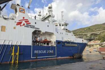 La nave Geo Barents di Medici senza frontiere