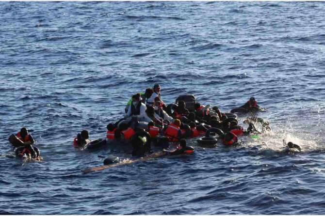 Come muoiono i migranti che non annegano: l’agonia tra fame, sete e ustioni