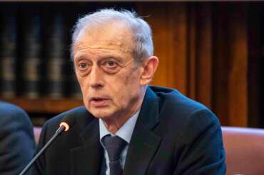 Intervista a Piero Fassino: “In Medio Oriente dobbiamo batterci per i diritti dei due popoli”