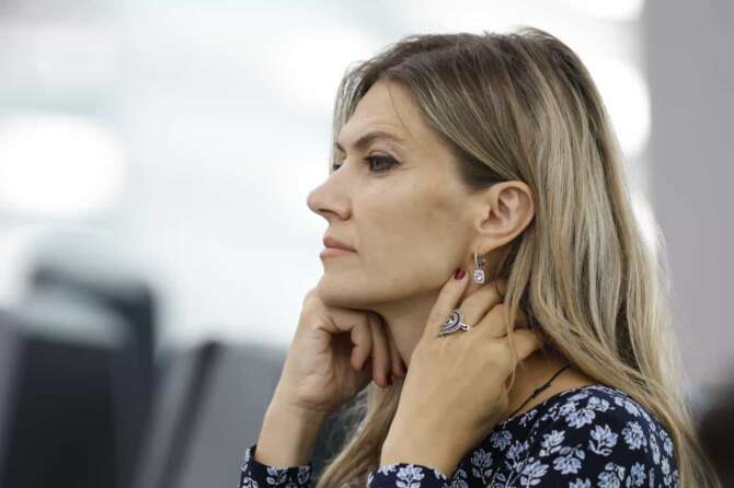 Greek Parliament member Eva Kaili listens to exiled Belarusian opposition leader Sviatlana Tsikhanouskaya delivering her speech at the European Parliament, Wednesday, Sept. 13, 2023 in Strasbourg, eastern France. (AP Photo/Jean-Francois Badias) Associated Press/LaPresse Only Italy And Spain