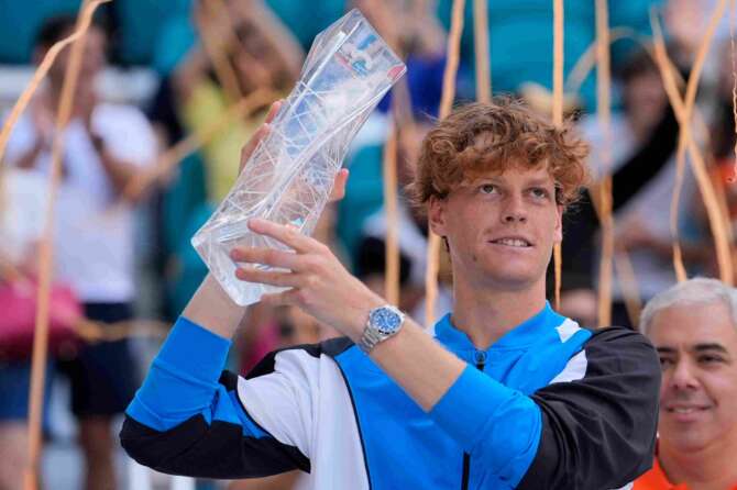 Strepitoso Sinner, trionfa anche a Miami e sale al secondo posto in classifica Atp