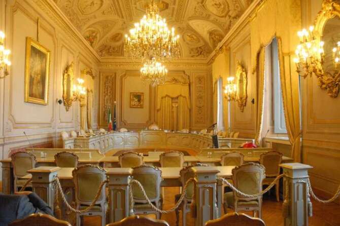 Chi sono i 4 nuovi giudici della Corte Costituzionale: le nomine dopo lo stallo e le 19 “fumate nere” in Parlamento