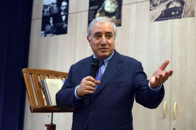 Il teorema dei Pm su Dell’Utri: “Pagato per non auto-accusarsi”