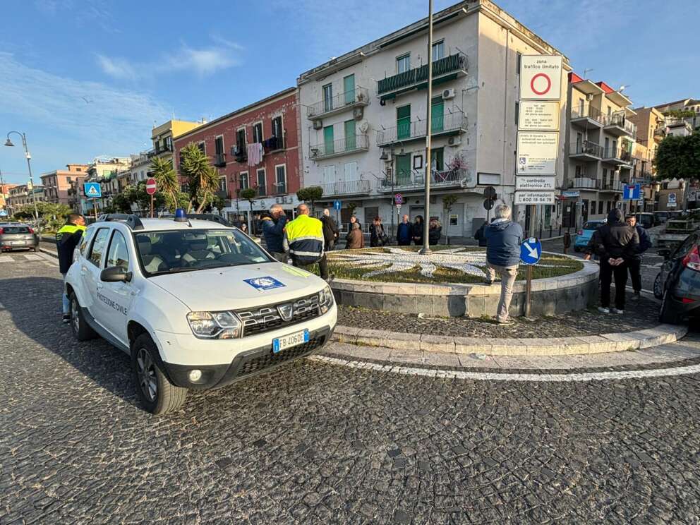 Pozzuoli in una foto postata dal sindaco Manzoni