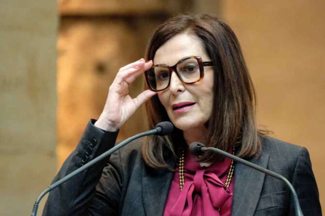 Santanchè salvata dalla maggioranza, ma con la Meloni il clima è teso