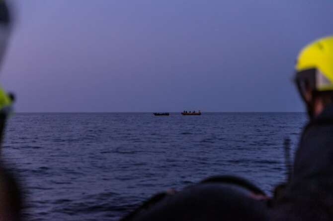 Neonata muore in braccio alla mamma, Humanity1 obbligata a fare quasi 1.000 km per sbarcare i naufraghi