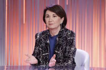 La Ministra eugenia Roccella alla trasmissione Cinque Minuti dopo le contestazioni da parte delle studentesse dei movimenti femministi agli Stati Generali della Natalità —Politica— Roma, Italia – Giovedì 09, Maggio 2024 (foto Cecilia Fabiano / LaPresse) Minister Eugenia Roccella guest at the program Five Minutes after the protests by students of the feminist movements at the General States of Birth – Politics – Rome, Italy – Thursday , May 9 , 2024 (photo Cecilia Fabiano / LaPresse)
