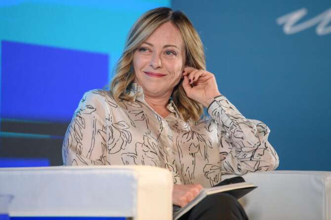 Separazione delle carriere, il bluff della riforma: la finta di Meloni che vuole prima il premierato