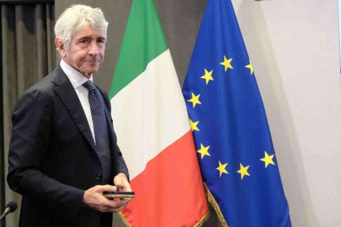 Calcio sull’orlo di un abisso, l’authority prova a salvarlo