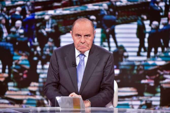 Bruno Vespa, le voci sul “figlio di Mussolini” e sul “consulente occulto” di Meloni: “Il mio ritiro lo decide il Padreterno”