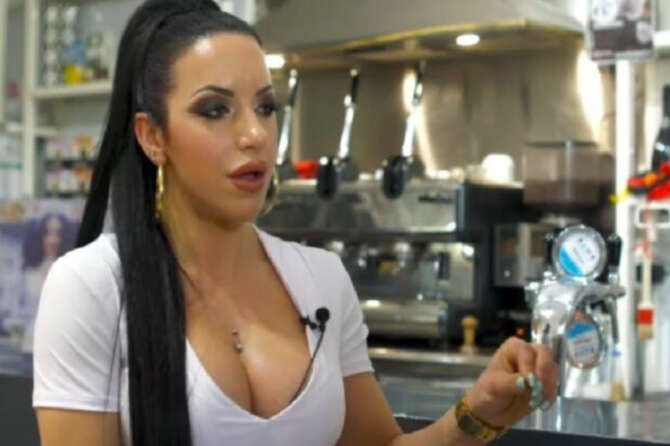 Francesca Nigro: chi è la barista di Sant’Antonio Abate protagonista di un servizio de ‘Le Iene’