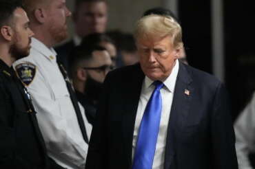 Trump colpevole, l’ex presidente condannato per il caso Stormy Daniels