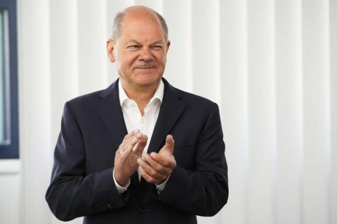 “Così Scholz ha regalato il 10% all’Afd: vuole la pace ma dà i missili”, intervista ad Angelo Bolaffi